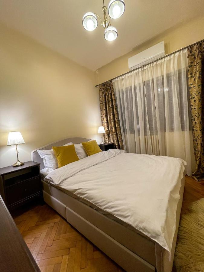 Central Apartment W/ Fire Place - Ground Floor Bucureşti Exterior foto